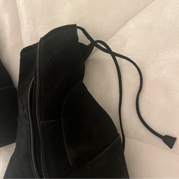 Aquatalia Pointed Toe Boots with ties on the back - Picture 3 of 6